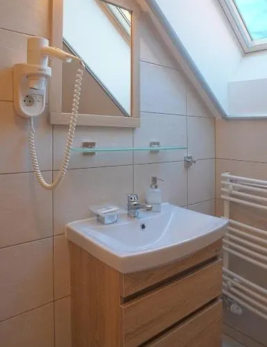 ホテル Aliret Vadaszhaz Ságvár