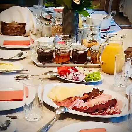 Hotel Aliret Vadaszhaz